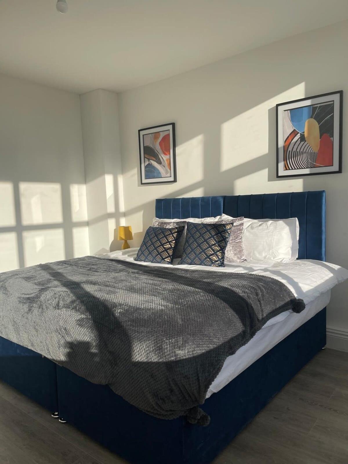 2 Bedroom Apartment - Flitwick - Contractor Friendly - Tourist Ready - Full Kitchen - Wifi - Smart Tv - Sofa Bed - Free Parking - Ideal For Short Or Long Stays Екстериор снимка